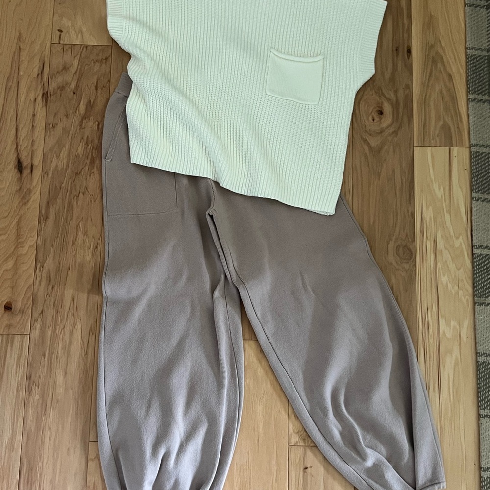 Cozy Knit Top and Jogger Set - Cream and Tan